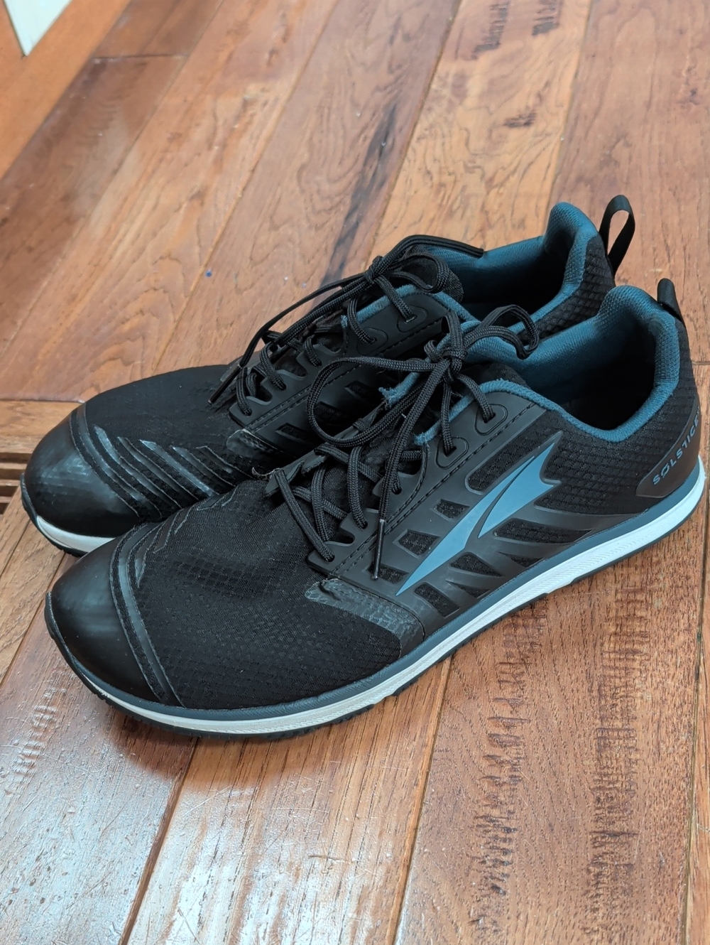 Altra Solstice XT Black Athletic Barefoot Minimalist Running Shoes